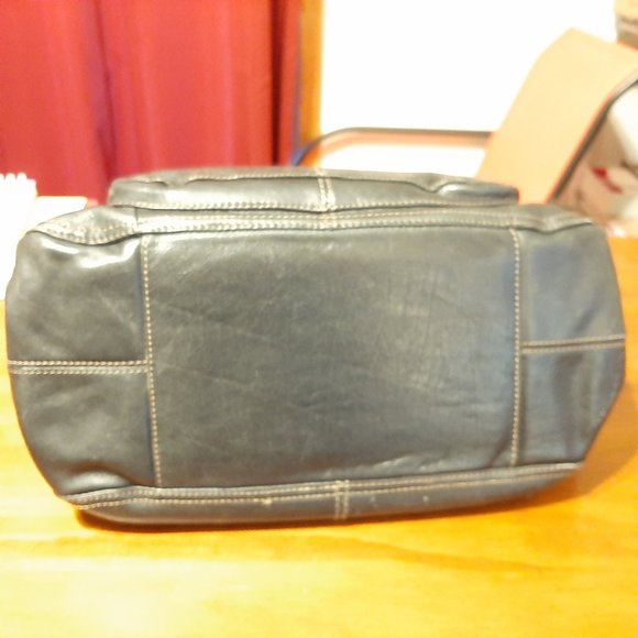 Black Leather Fossil Satchel Bag - Gently Used - Looks Brand New - Picture 8 of 9
